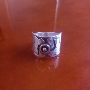 Anillo de plata mascara